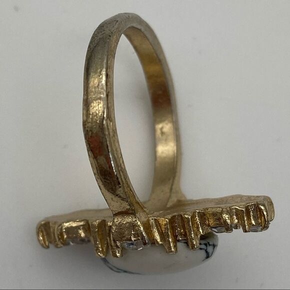 Marbled oval and rhinestone studded ring - 7.25 - Picture 6 of 10